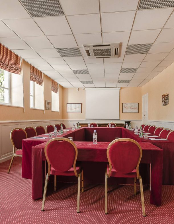 hotel-de-la-poste-najeti-salle-seminaire hotel-de-la-poste-najeti-salle-seminaire